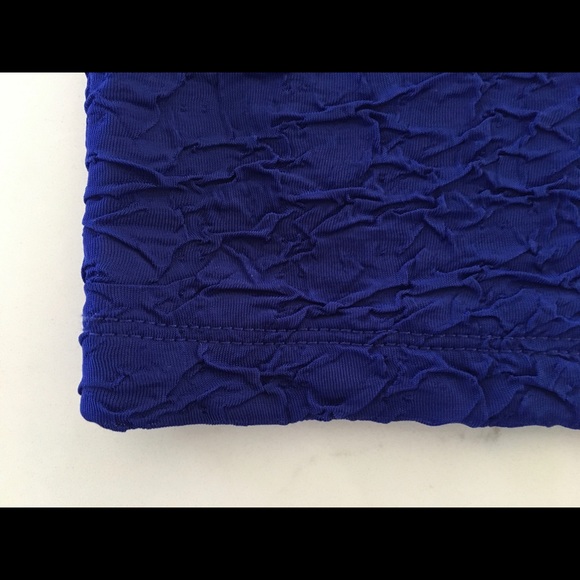 Forever 21 Short Crinkle Skirt Blue - Picture 3 of 7